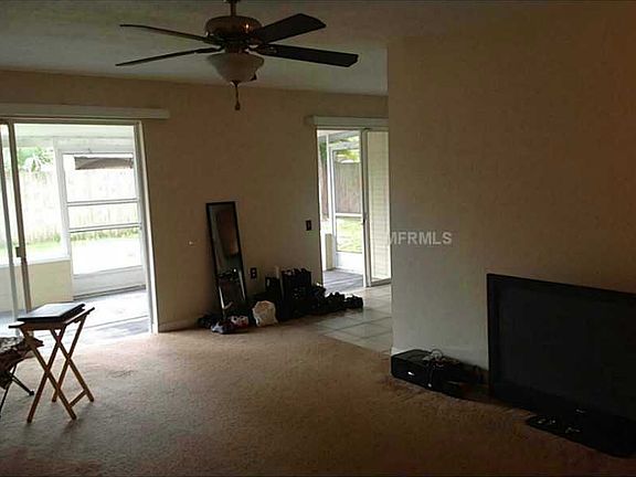 4th image of 5390 102nd Ave