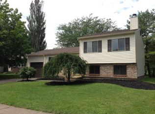 4155 Rockledge St, Grove City, OH 43123