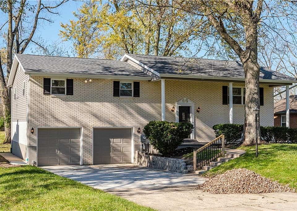 1st image of 73 Meadow Dr