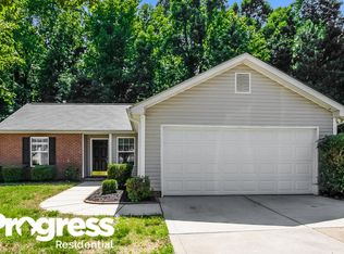 2110 Pleasant Dale Dr, Charlotte, NC 28214