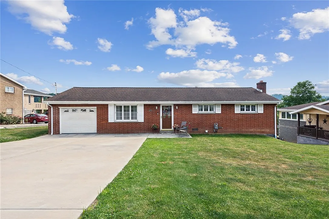 2663 Beverly Dr photo 1