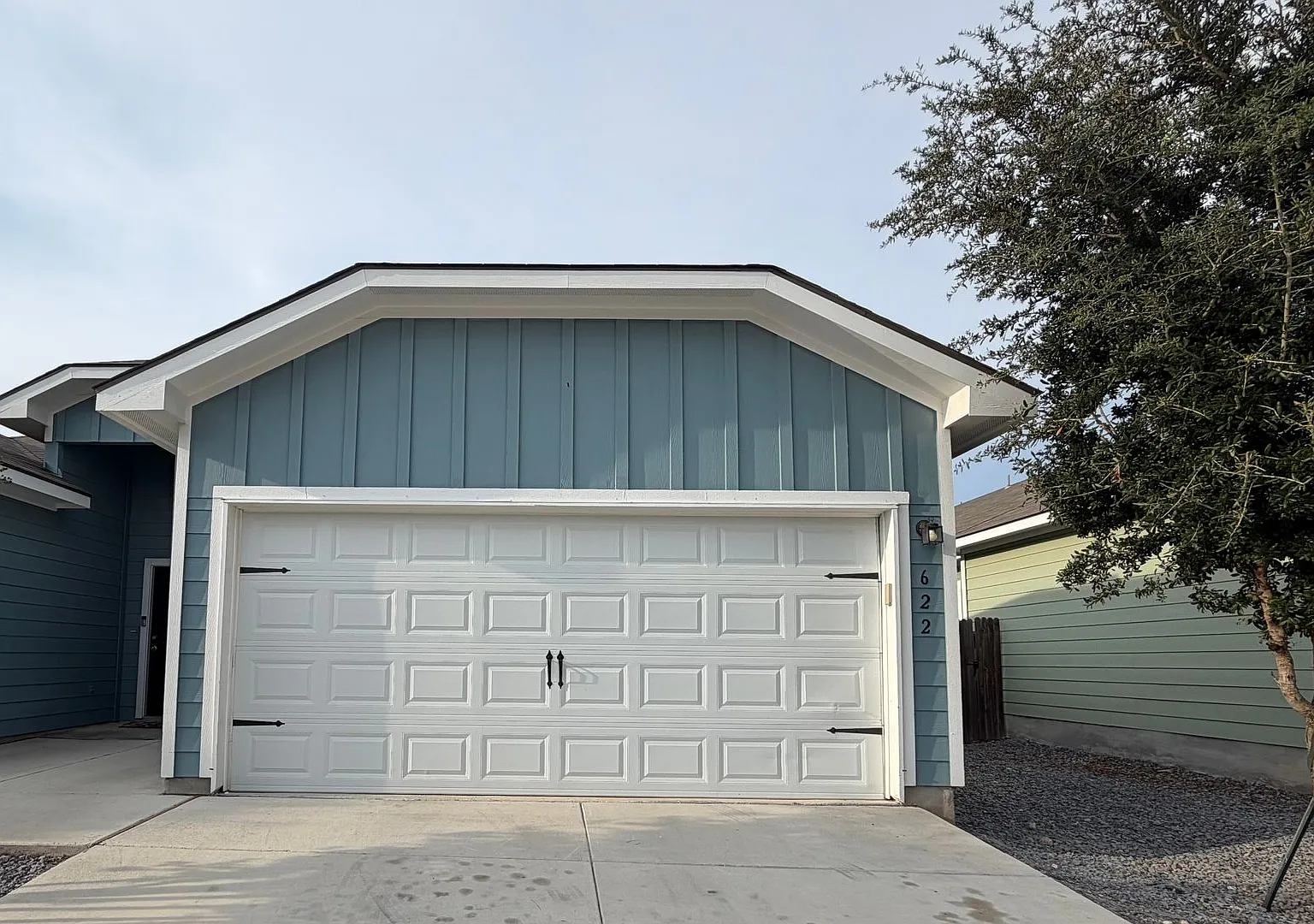 Luxury 3/2 Duplex in Seguin, Texas — Photo 1