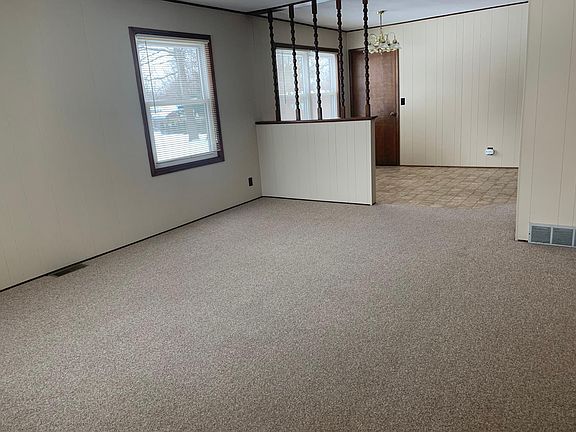 3rd image of 280 Felch St