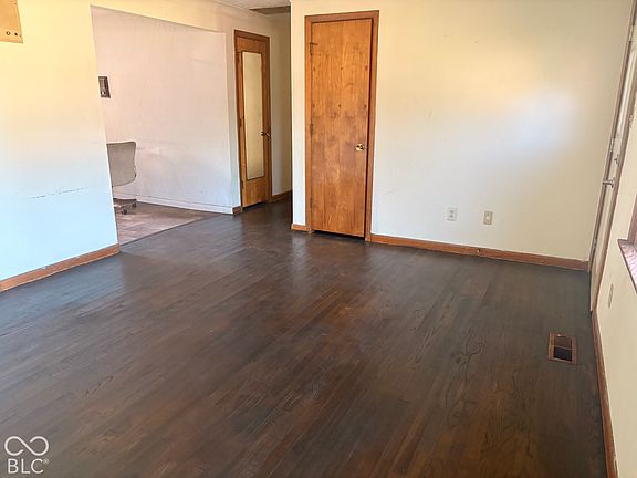 4th image of 1021 Brunswick Way