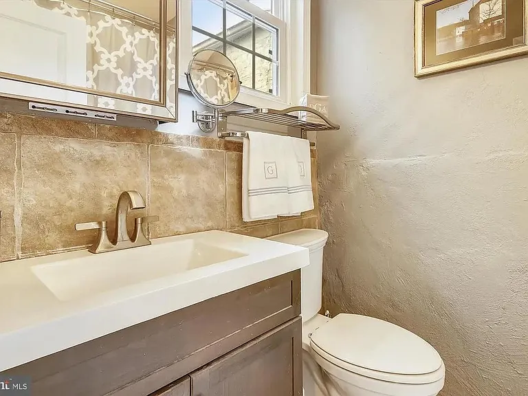 1253 Wylie St NE — Photo 23
