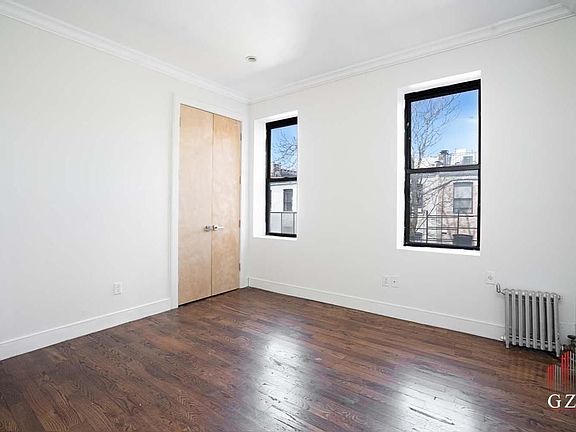 3rd image of 526 W 151st St #27