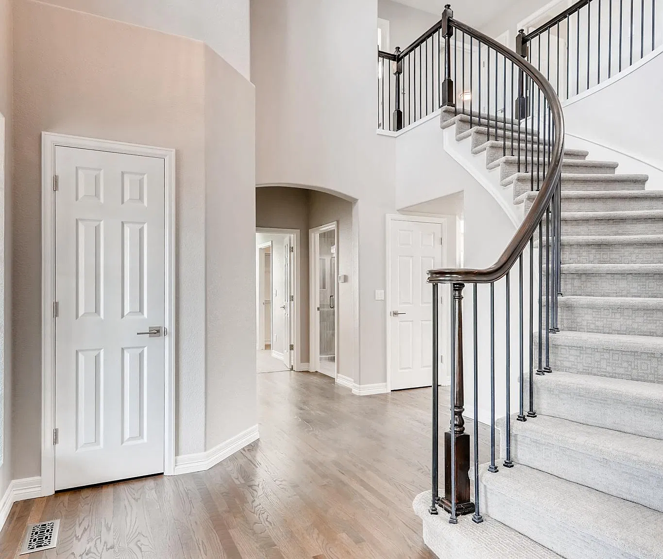 9833 Pebble Beach Ln — Photo 3
