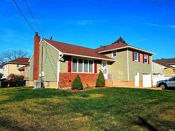 2nd image of 205 Chester Ave