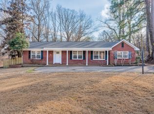 1005 Twinkle Town Rd, Memphis, TN 38116