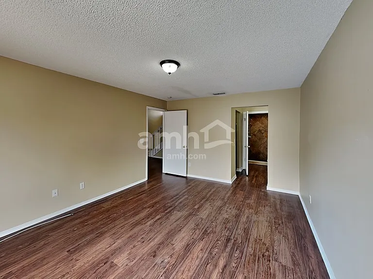 317 Morning Creek Cir — Photo 8