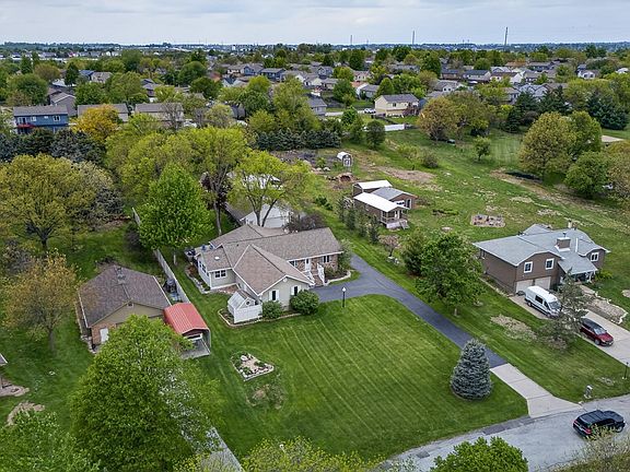 5th image of 5732 S 185th St