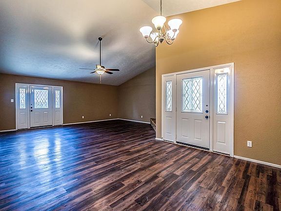 5th image of 7632 Xavier Dr