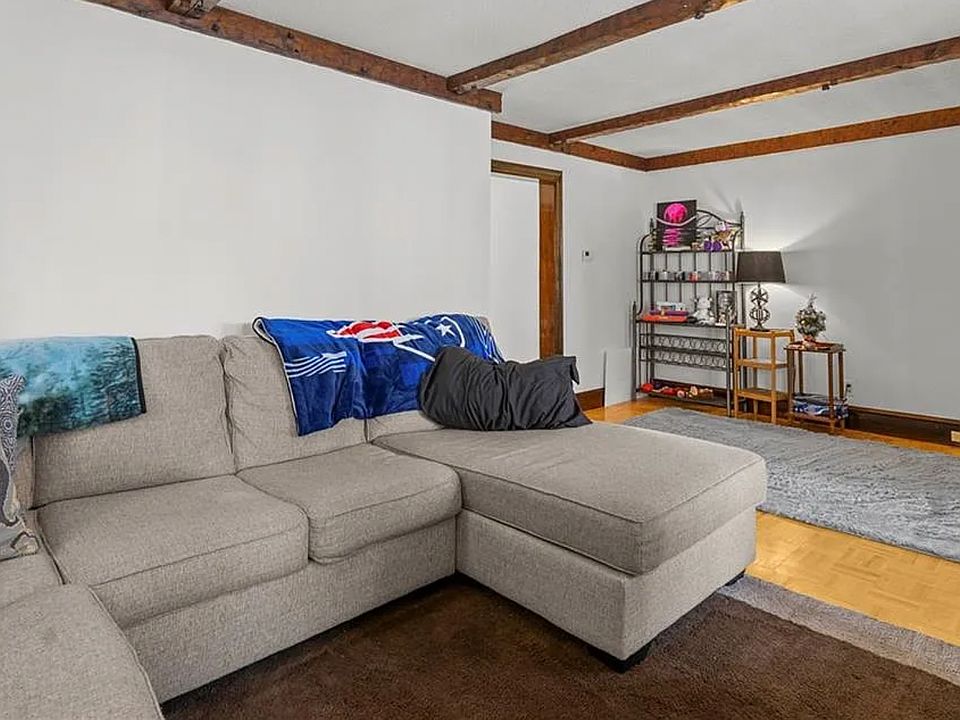 Large living room / dining room area