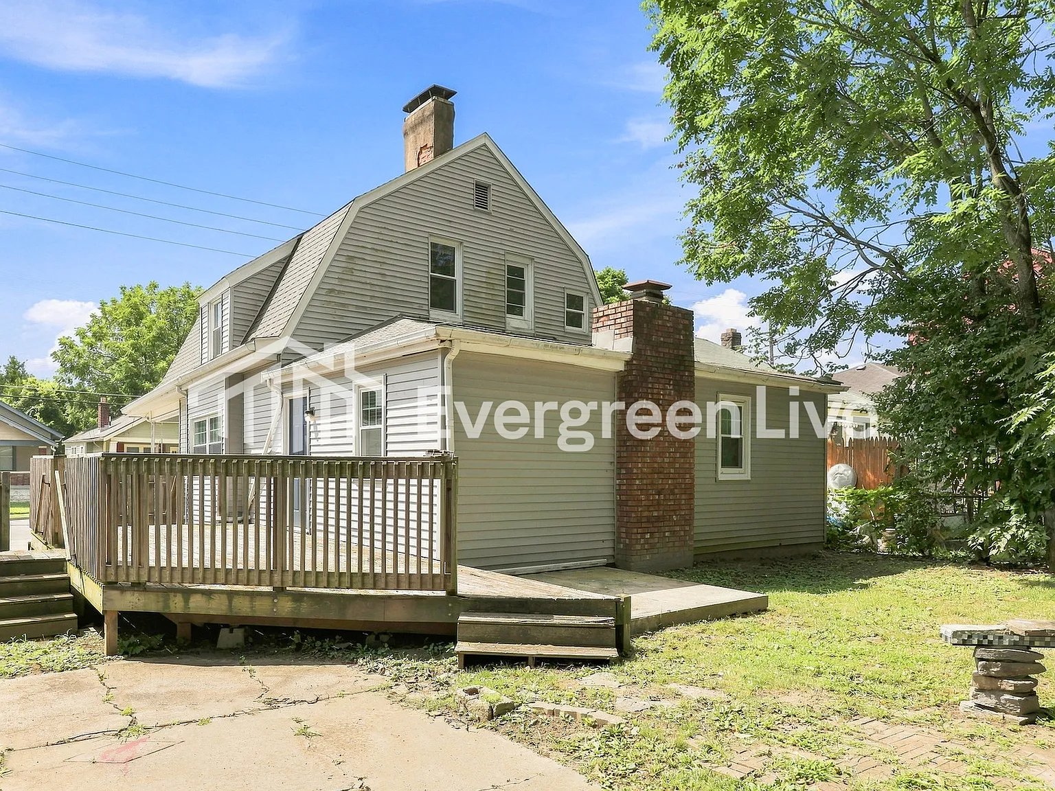 3 bed, 1.5 bath, 1700 sqft, $1,595 — Photo 3