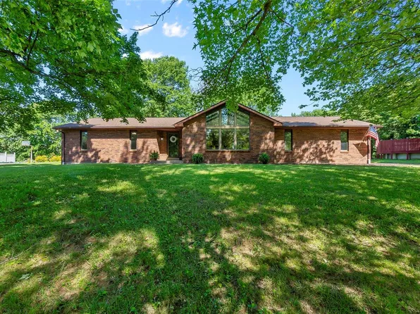 517 Donna Dr, Jackson, MO 63755