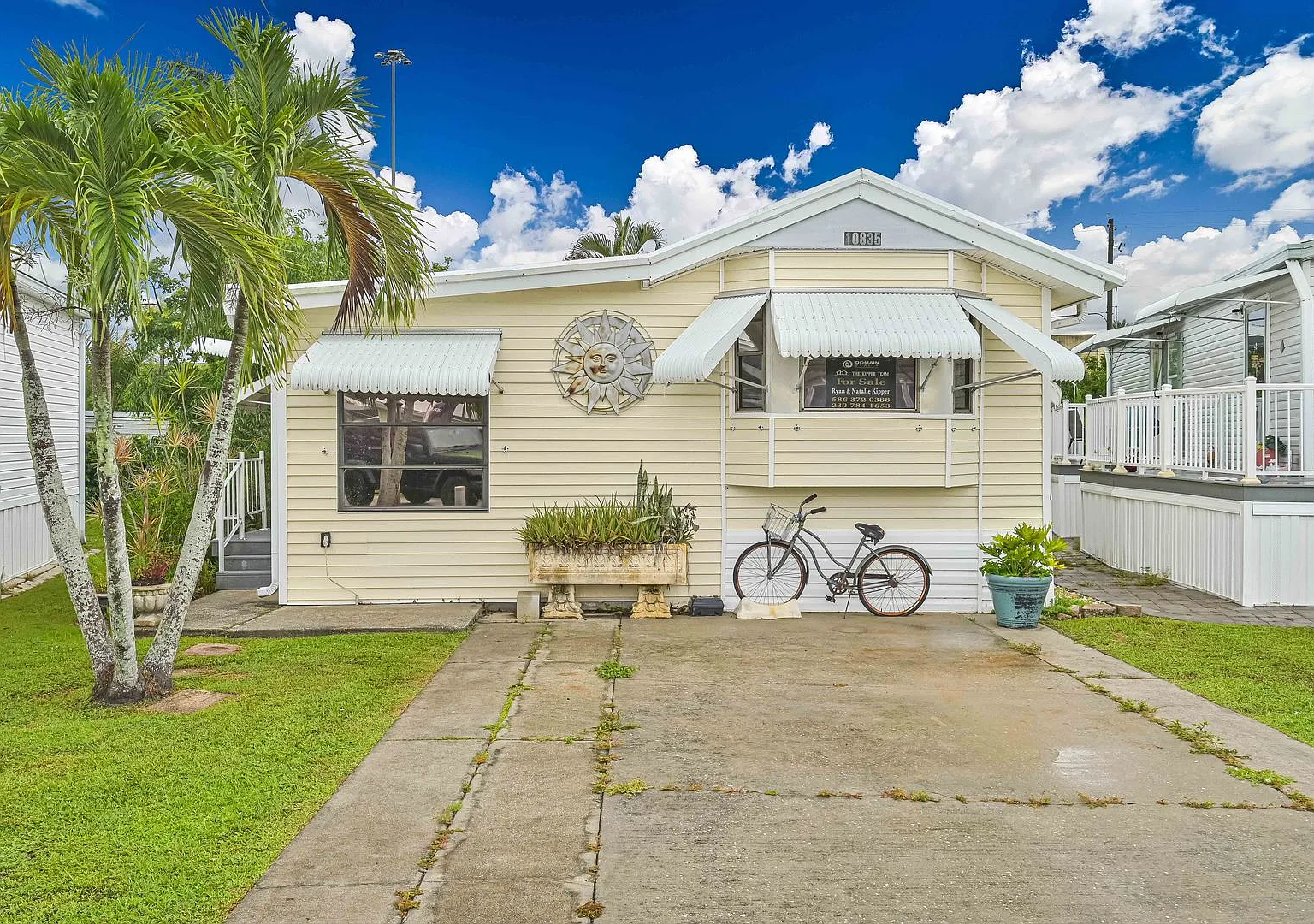 Now Available - 1/1 Manufactured Home In Estero! — Photo 1