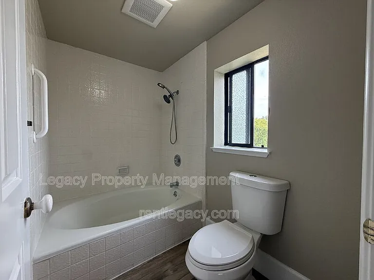 3209 Serra Way — Photo 23