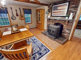 71 Roller Coaster Rd, Hanson, MA 02341