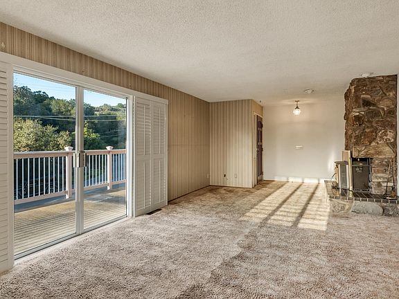 3rd image of 1292 Calle Del Arroyo