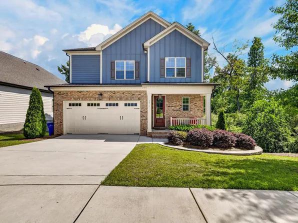 2812 Meadow Bluffs Way, Fuquay Varina, NC 27526