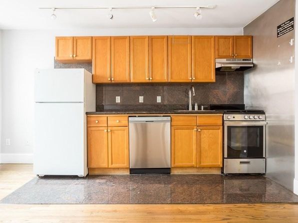 90 Warrenton St APT 8