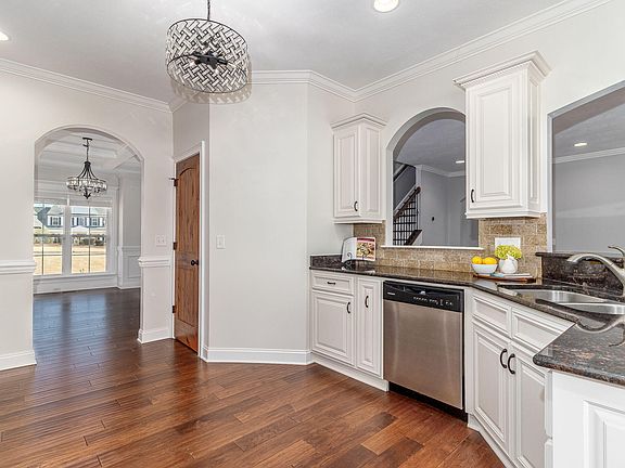 4th image of 818 Long Cane Ridge Ridge