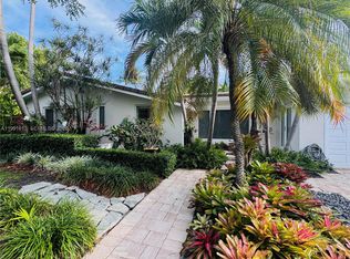 204 Westwood Dr, Key Biscayne, FL 33149