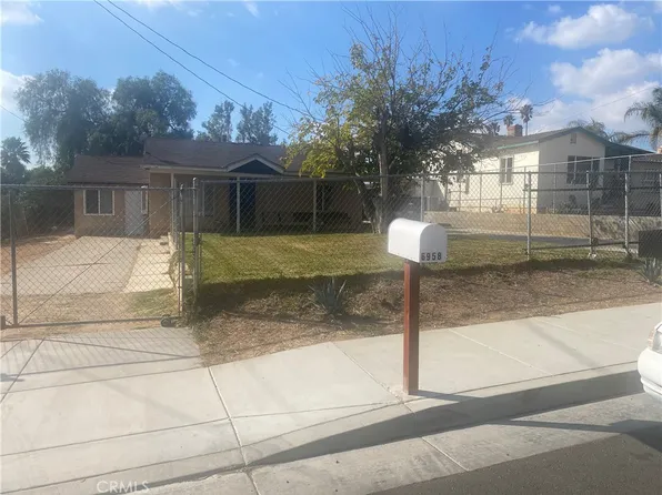 6958 37th St, Riverside, CA 92509