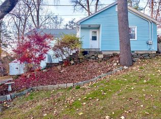 32 Lloyd Ave, New Fairfield, CT 06812