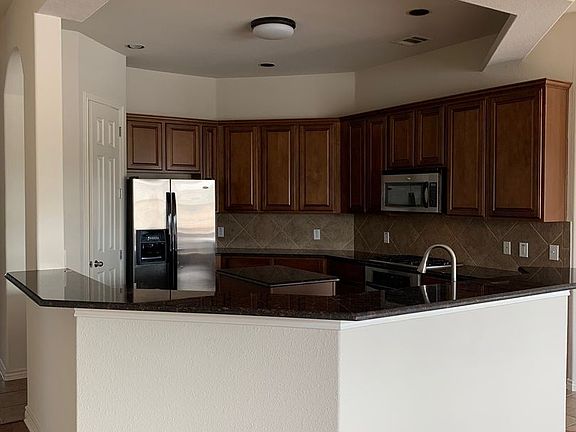 4th image of 3912 Harvey Penick Dr