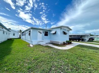 21 Jasmine Ave, Palmetto, FL 34221
