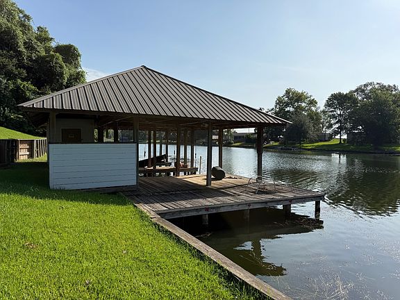 4th image of 244 Cedar Bend Rd