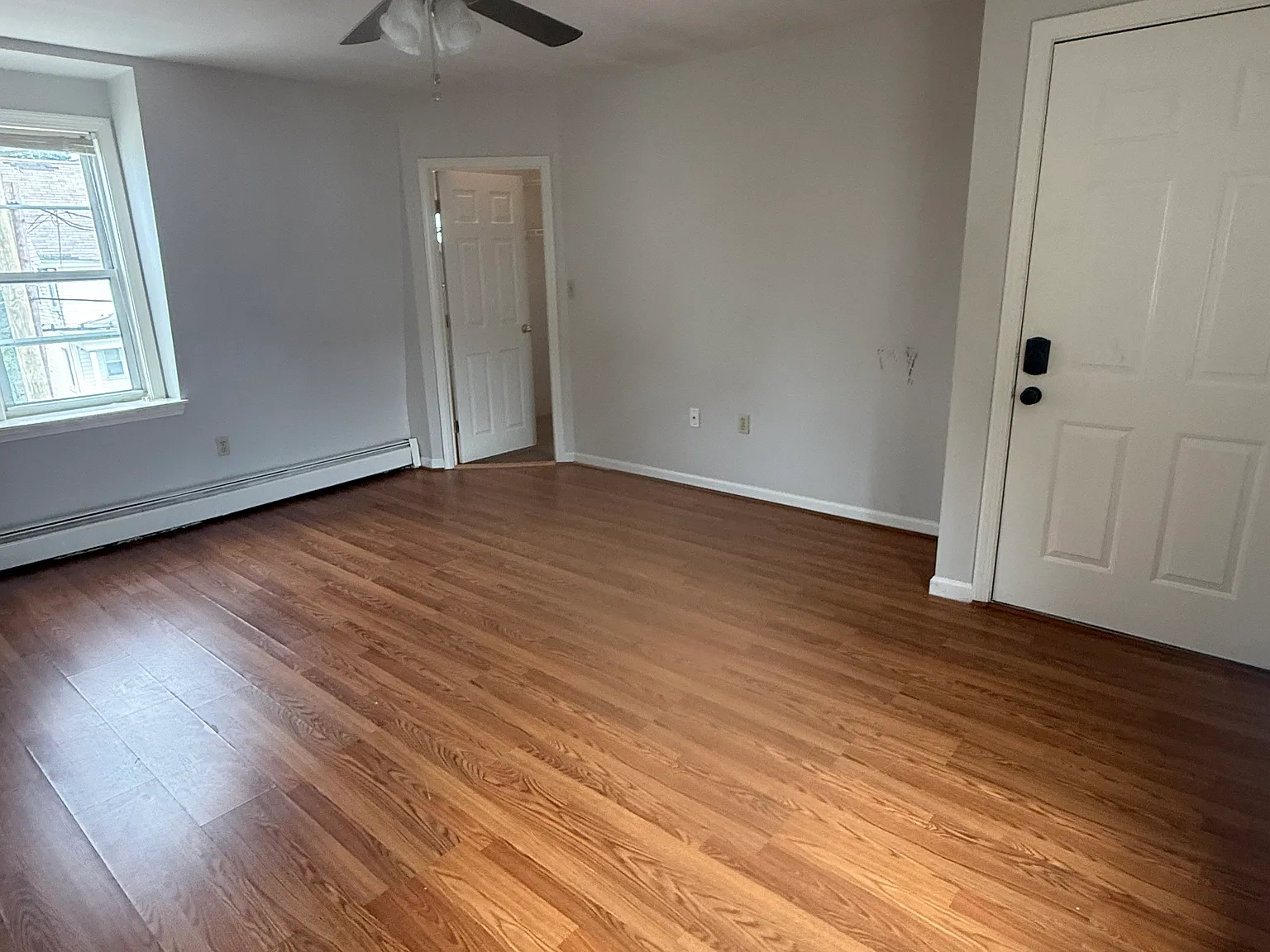 1 bed, 9999 sqft, $1,650 — Photo 2
