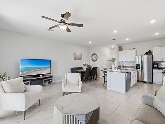 5th image of 17526 Crescent Moon Loop