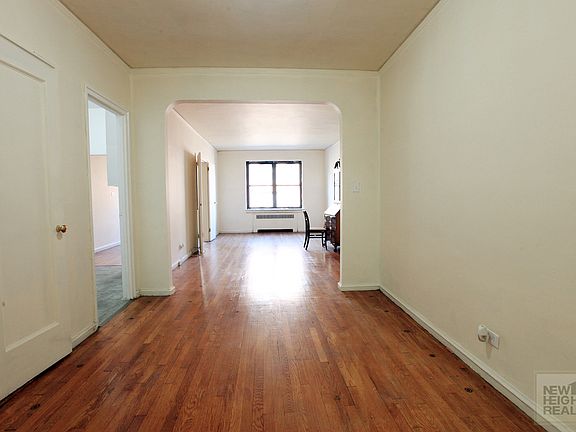 2nd image of 251 Seaman Ave APT 3G