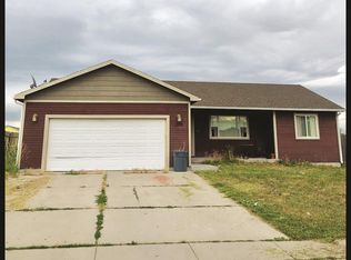 1219 Stephanie Ct, Cheyenne, WY 82007