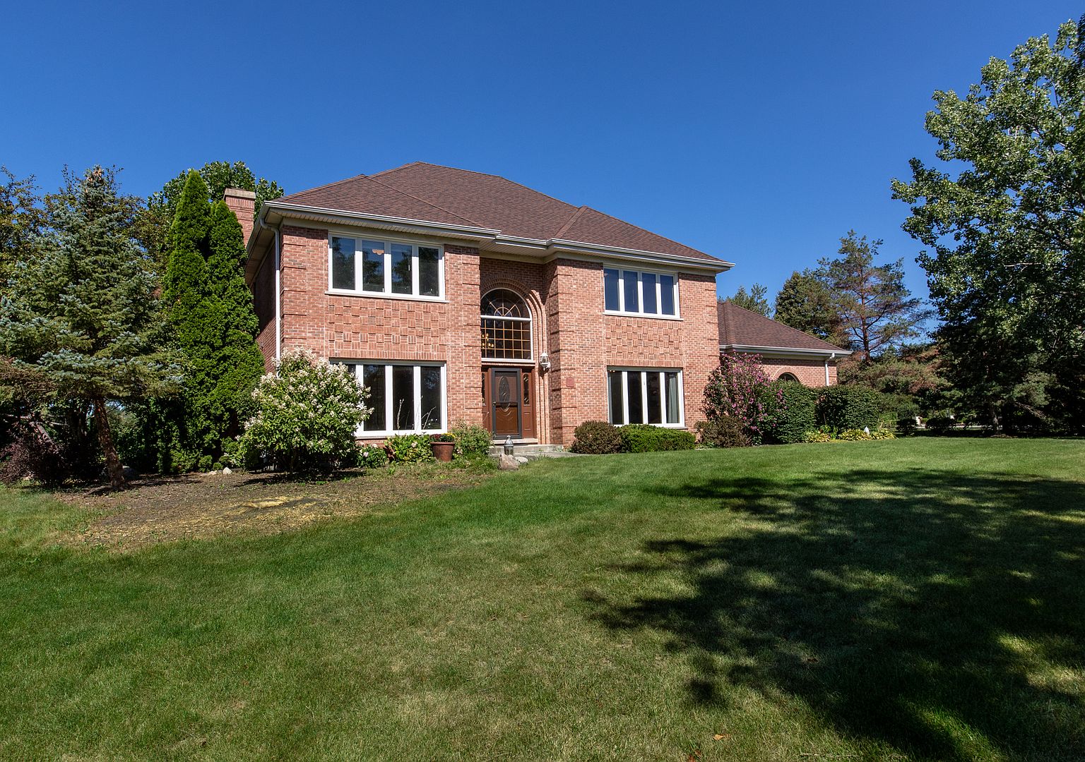 25800 N Arrowhead Dr, Mundelein, IL 60060 MLS 11805292 Zillow