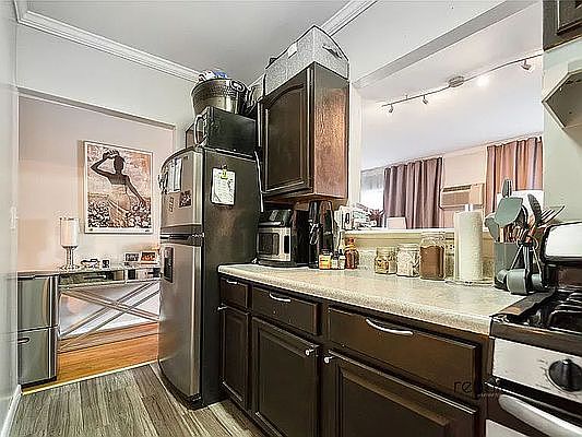 2nd image of 501 Greene Ave #6