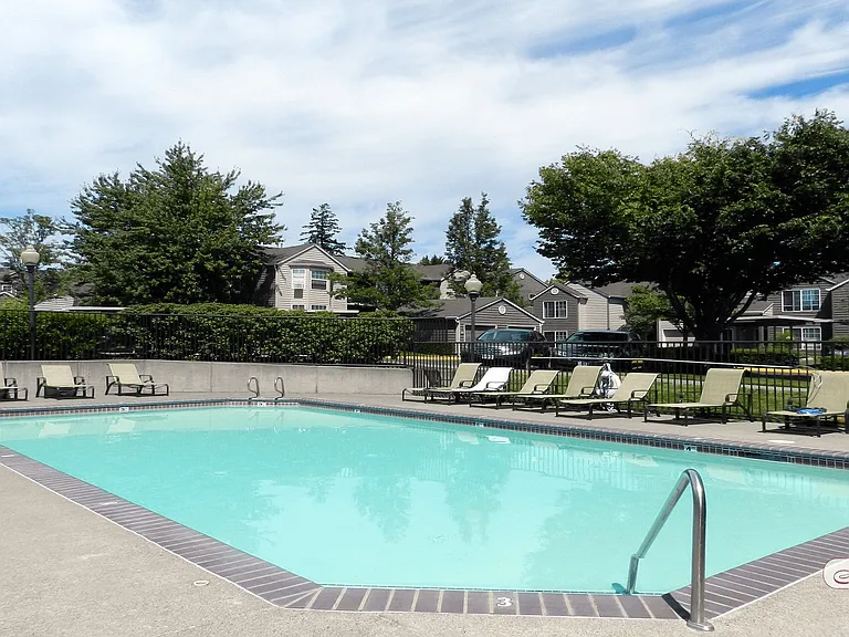 South Parc — Photo 22