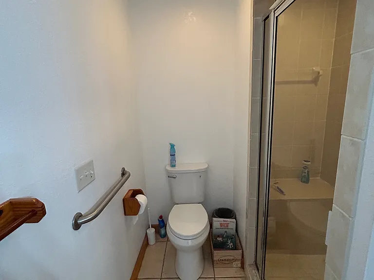 8760 SW 21st Ct — Photo 35