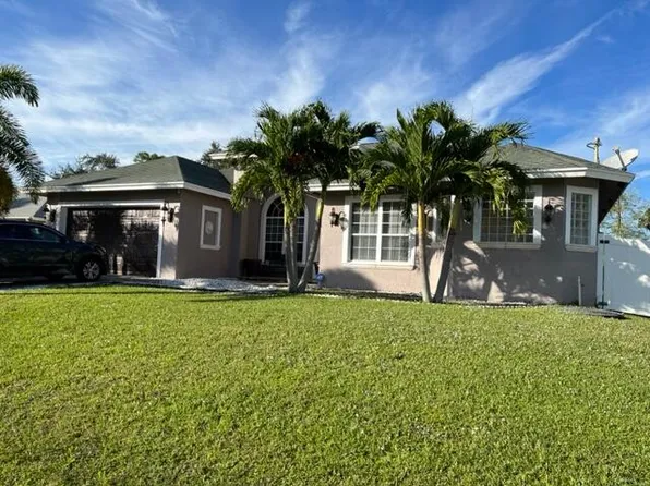 1749 SW Desert Ave, Port St. Lucie, FL 34953