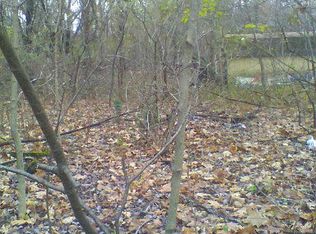 Warren St, Marlborough, NY 12542