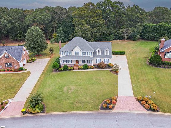 2nd image of 1006 Kensington Lake Dr