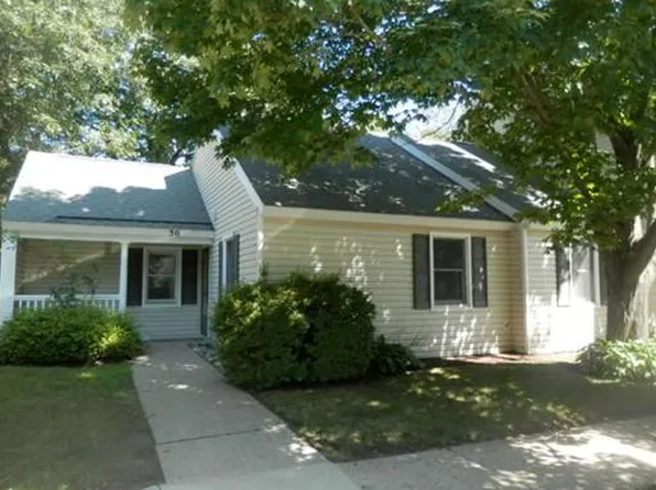30 Victoria Heights Rd Unit 30, Hyde Park, MA 02136