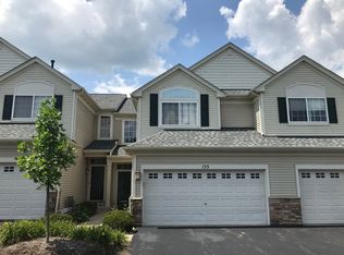 155 Durango Dr, Gilberts, IL 60136