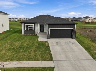 838 2nd Ave, Horace, ND 58047