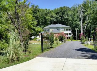 1103 Swan Creek Rd, Fort Washington, MD 20744