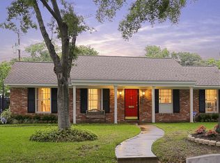 6242 Locke Ln, Houston, TX 77057