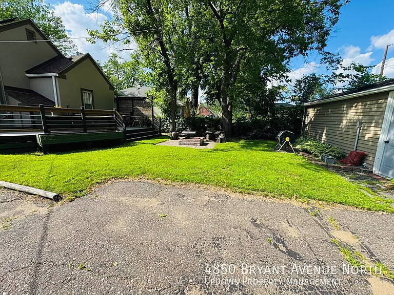 4850 Bryant Ave N — Photo 23