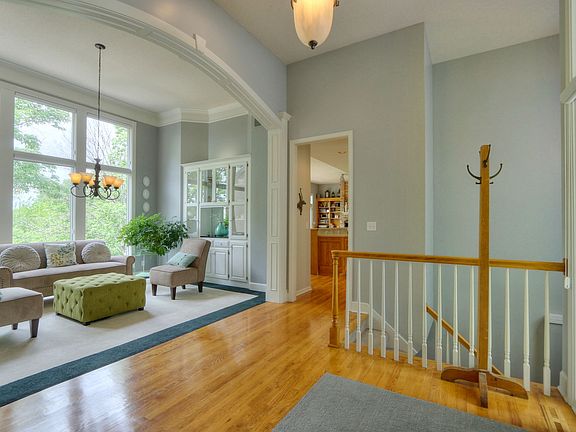 4th image of 8423 N Vista Cir